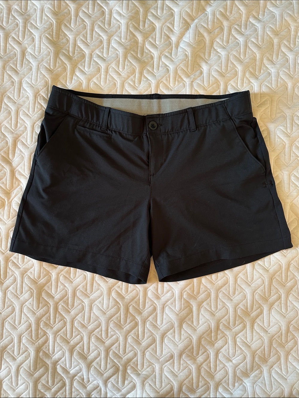 Under Armour Black (Disc) Golf Shorts